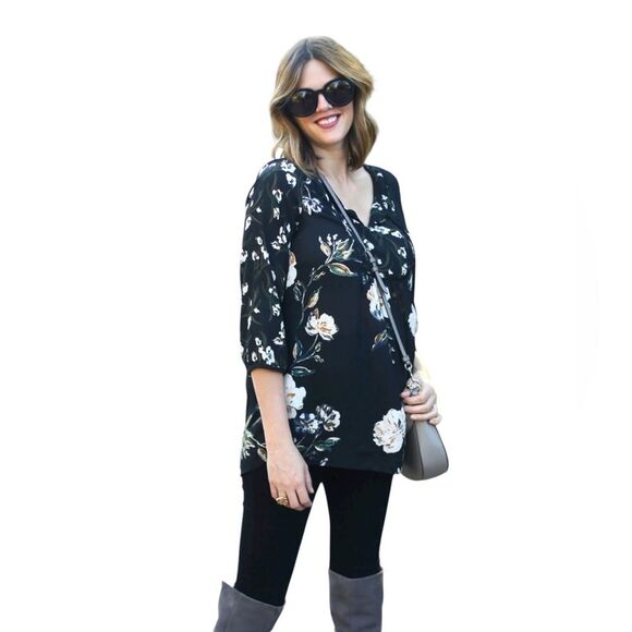 A Pea in the Pod Floral Maternity Blouse Black Cream Whimsigoth Womens Medium - Picture 1 of 12